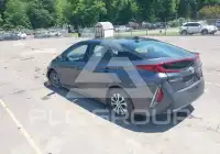 2020 Toyota PRIUS фото