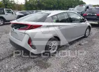 2020 Toyota PRIUS photo