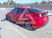 2020 Toyota PRIUS photo