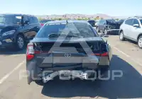 2020 Toyota PRIUS фото