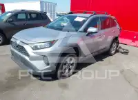 2020 Toyota RAV4 фото