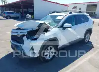 2020 Toyota RAV4 фото
