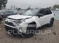 2020 Toyota RAV4 фото