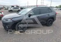 2020 Toyota RAV4 фото