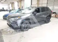 2020 Toyota RAV4 фото