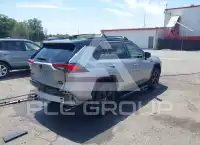 2020 Toyota RAV4 фото