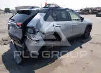 2020 Toyota RAV4 фото