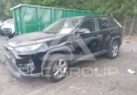 2020 Toyota RAV4 фото