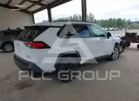 2020 Toyota RAV4 фото