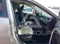 2020 Toyota RAV4 фото
