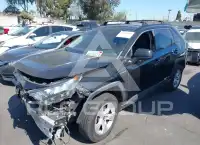 2020 Toyota RAV4 фото