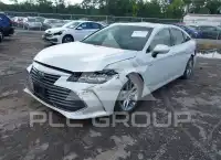 2020 Toyota AVALON photo