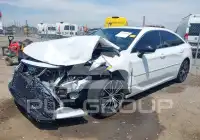 2020 Toyota AVALON photo