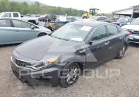 2020 KIA Optima photo