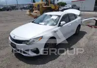 2020 KIA Optima photo