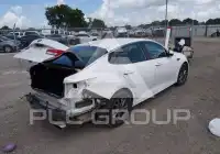 2020 KIA Optima photo