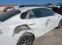 2020 KIA Optima photo