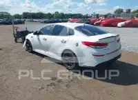 2020 KIA Optima photo