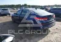2020 KIA Optima photo
