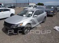 2020 KIA Optima photo