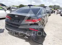 2020 KIA Optima photo