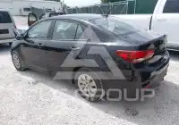 2020 KIA Rio photo