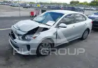 2020 KIA Rio photo