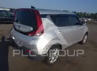 2020 KIA Soul photo