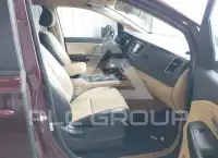2020 KIA Sedona фото