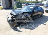 2020 KIA Stinger фото