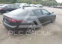 2020 KIA Stinger фото