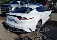 2020 KIA Stinger фото