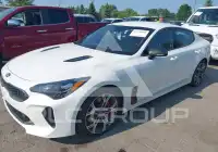 2020 KIA Stinger фото
