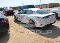 2020 KIA Stinger photo