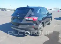 2020 Ford ESCAPE photo