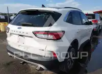 2020 Ford ESCAPE photo