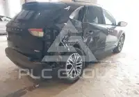 2020 Ford ESCAPE photo