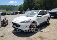 2020 Ford ESCAPE photo