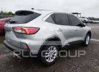 2020 Ford ESCAPE photo