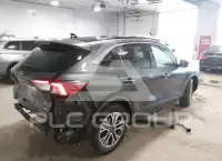 2020 Ford ESCAPE photo