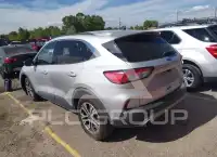 2020 Ford ESCAPE photo