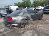 2020 Ford MUSTANG photo