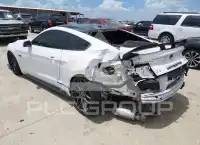 2020 Ford MUSTANG photo