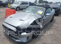 2020 Ford MUSTANG photo