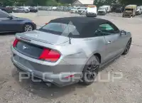 2020 Ford MUSTANG photo