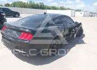 2020 Ford MUSTANG фото