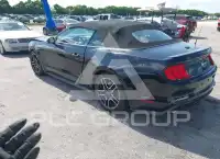 2020 Ford MUSTANG photo
