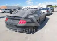 2020 Ford MUSTANG фото