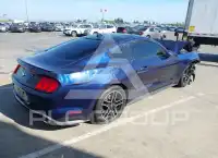 2020 Ford MUSTANG photo