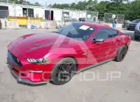 2020 Ford MUSTANG photo